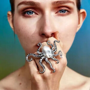 Zara Octopus Statement Pearl Adjustable Ring